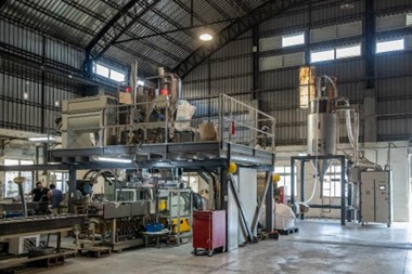 璟富PET環保材 邁向綠色高端市場_工廠照.jpg